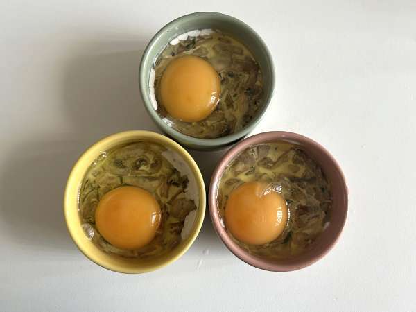 Huevos cremosos al horno con champiñones: una receta rápida y reconfortante - Preparación paso 8