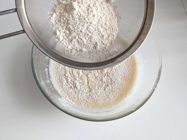 Crepes saladas con ricotta y champiñones - Preparación paso 1