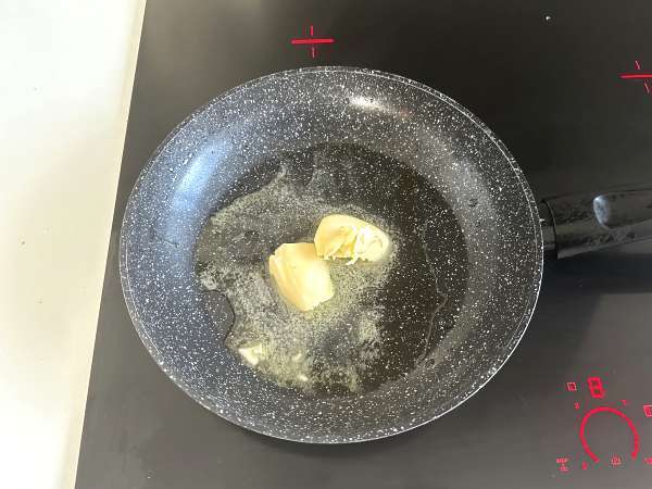 Cebolla caramelizada casera: melosa, dorada y con sabor profundo - Preparación paso 2