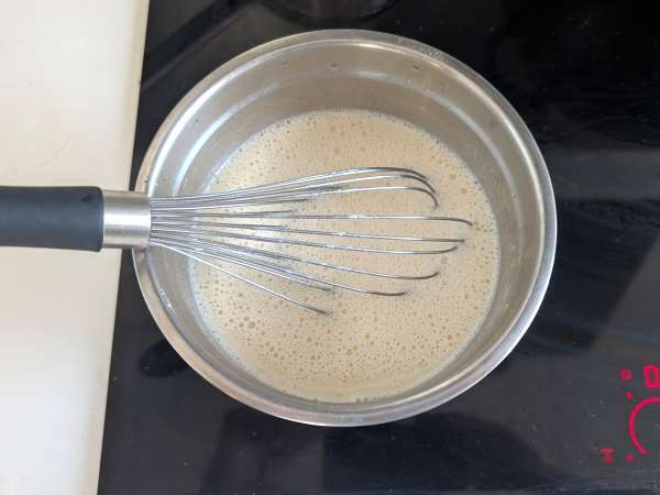 Crema de huevo y vainilla, tipo flan, en freidora de aire - Preparación paso 3