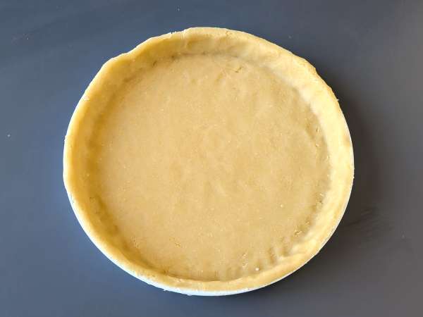 Crostata italiana de mermelada de fresa, con corazones de masa: el postre perfecto para San Vale - Preparación paso 5