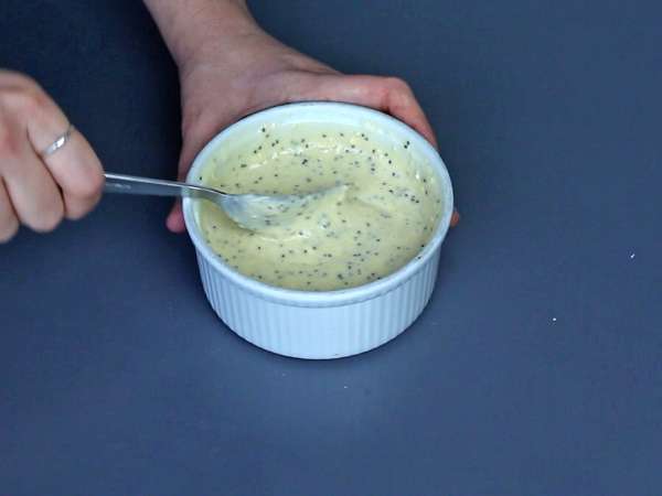 Bizcocho proteico de frutos rojos, facilísimo - Preparación paso 2