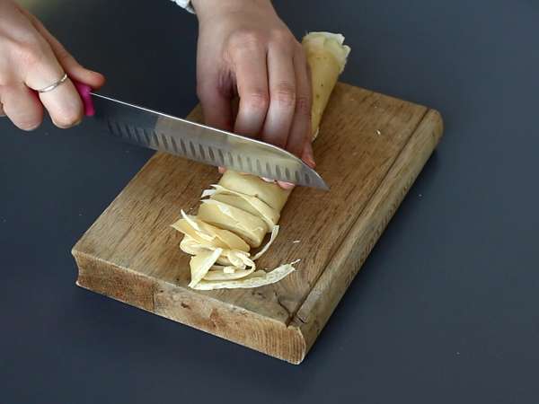 Tagliatelle de crepes con chocolate y crema de cacahuete - Preparación paso 5