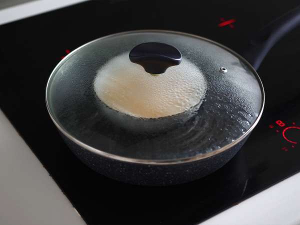 Huevos al vapor al estilo chino ¡la receta de los huevos sedosos con solo dos ingredientes! - Preparación paso 3