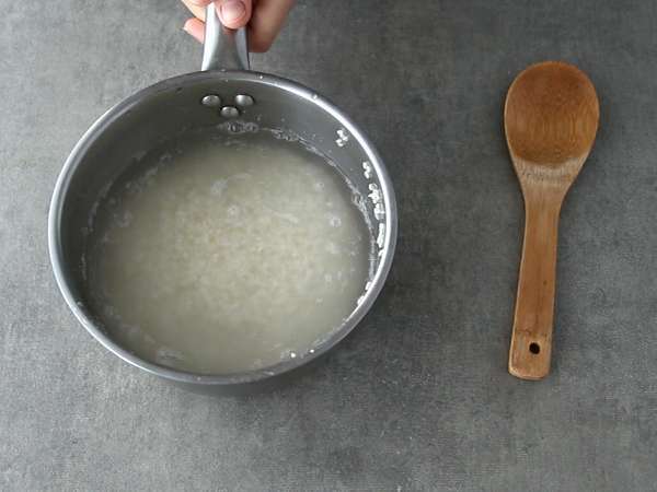 Onigiri con yemas de huevo marinadas en salsa de soja - Preparación paso 2