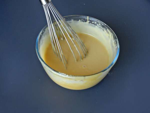 Bizcocho invertido de plátano, extra jugoso - Preparación paso 6