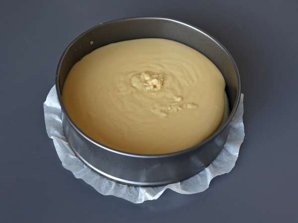 Bizcocho invertido de plátano, extra jugoso - Preparación paso 7