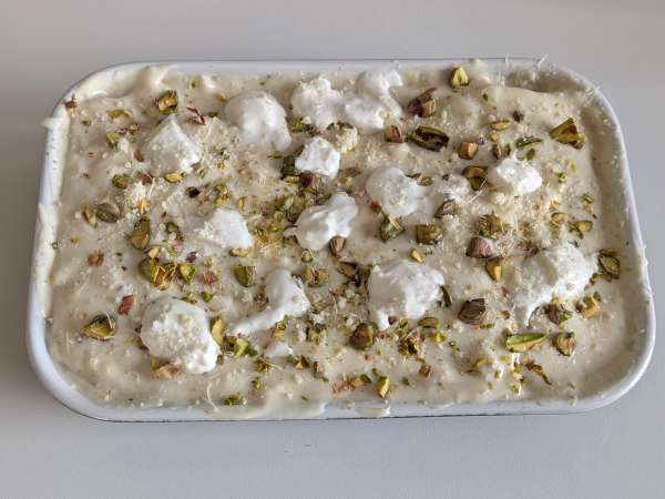 Lasaña de salmón con burrata y pistachos: fácil, elegante y muy cremosa - Preparación paso 7