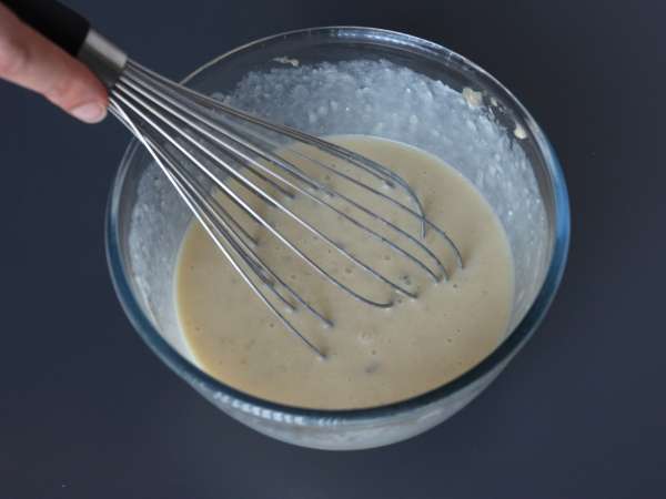 Muffins de plátano con pepitas de chocolate - Preparación paso 2
