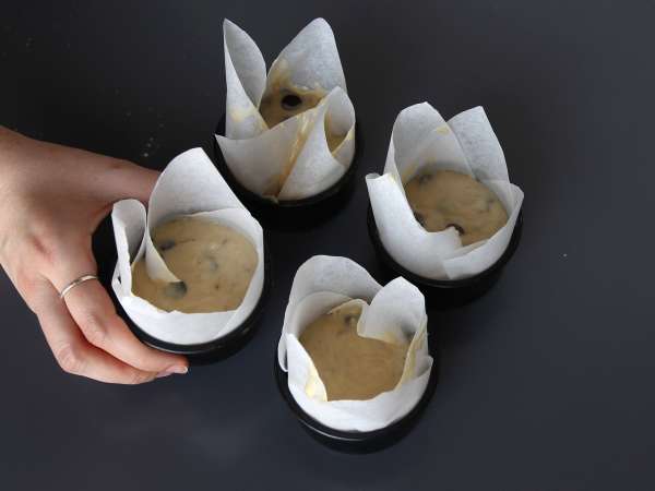 Muffins de plátano con pepitas de chocolate - Preparación paso 9