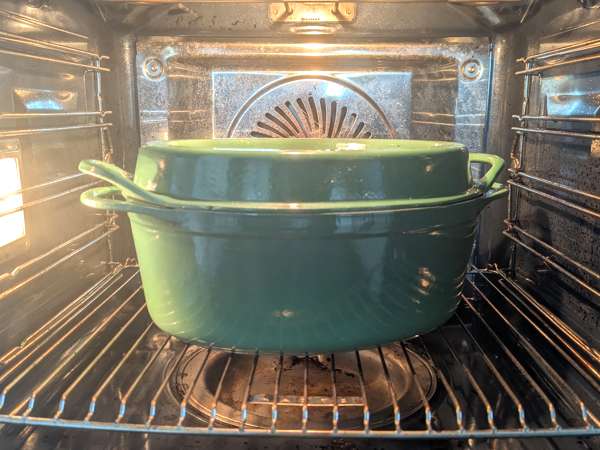 Pierna de cordero cocinada durante 7 horas: melosidad perfecta y un sabor inolvidable - Preparación paso 5