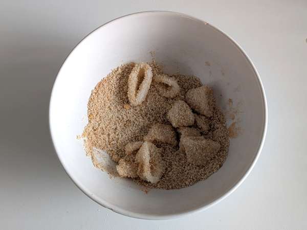 Aros de calamar rebozados en freidora de aire - Preparación paso 5