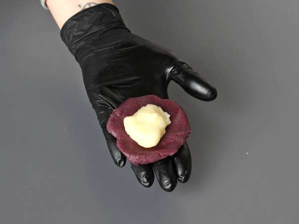 Cookie de ube con corazón de mochi - Preparación paso 8