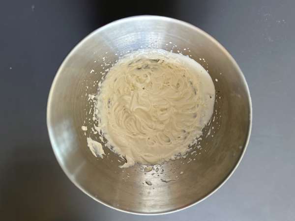 Strawberry shortcake, el pastel americano de fresas y nata que nunca falla - Preparación paso 7