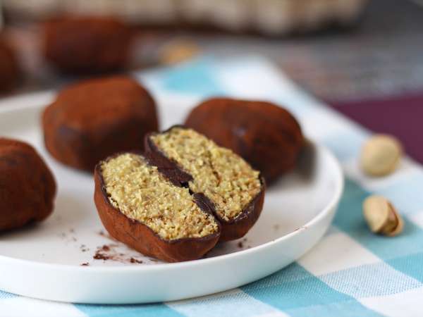 Dubai Chewy Cookie, la receta viral de mochis rellenos de pistacho y kataifi - Preparación paso 11