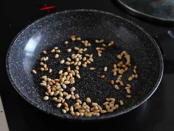 Ensalada de pasta orzo con salmón y calabacín - Preparación paso 6