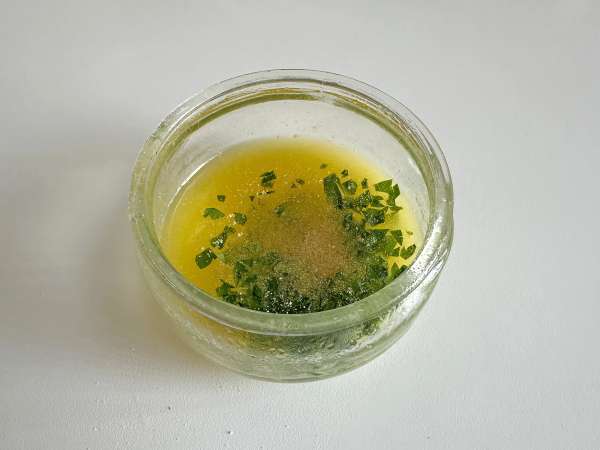 Picatostes de hierbas en freidora de aire: fáciles y listos en minutos - Preparación paso 4