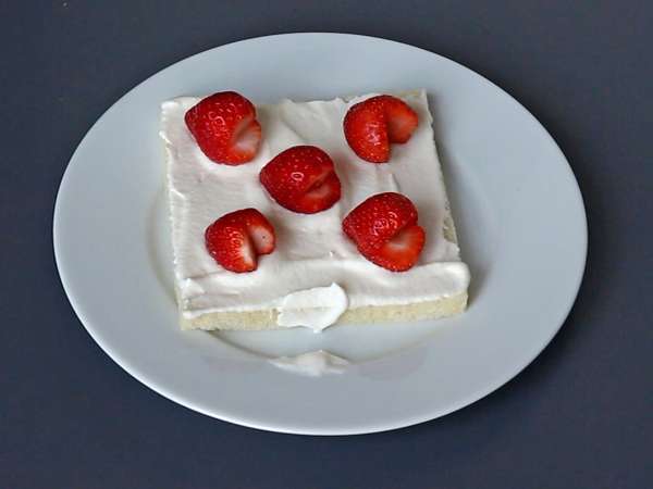 Ichigo sando, el sándwich japonés de fresas - Preparación paso 5
