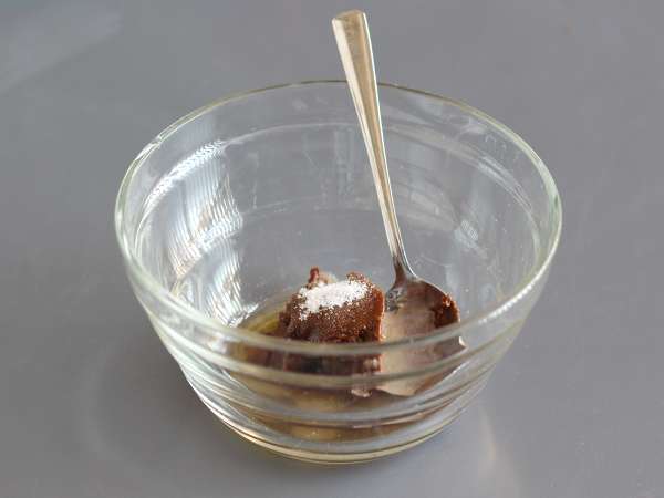 Salmón marinado con miso: la receta japonesa fácil para darle un giro al salmón de siempre - Preparación paso 1