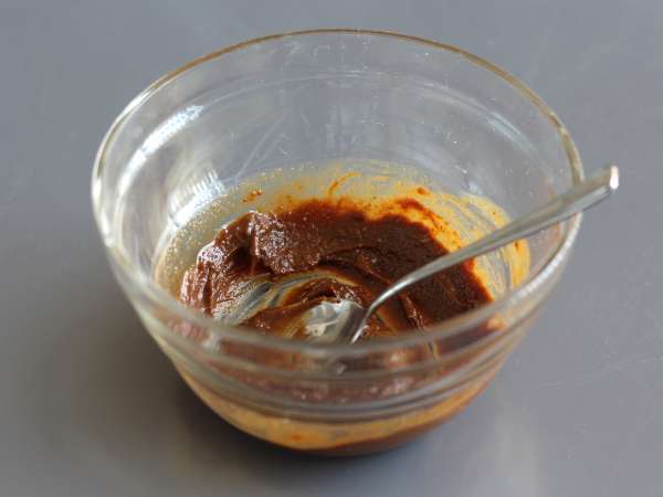 Salmón marinado con miso: la receta japonesa fácil para darle un giro al salmón de siempre - Preparación paso 2