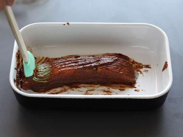 Salmón marinado con miso: la receta japonesa fácil para darle un giro al salmón de siempre - Preparación paso 3