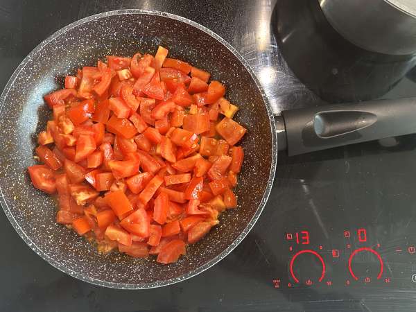 Ensalada proteica de quinoa con alubias rojas y maíz dulce - Preparación paso 4