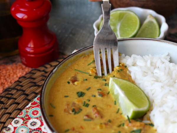 Curry de lentejas rojas con leche de coco: una receta fácil y cremosa - Preparación paso 8