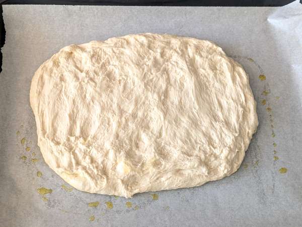 Focaccia rústica con cebolla y romero - Preparación paso 8