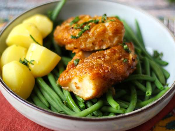 Lomos de bacalao al limón, ajo y especias - Preparación paso 9