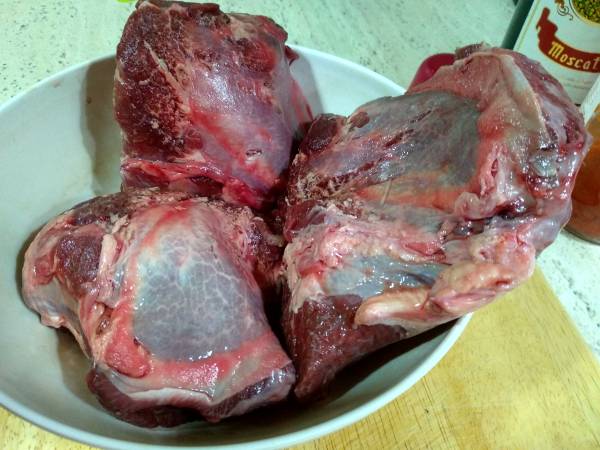 Carrilleras de ternera en salsa de vino tinto - Preparación paso 1