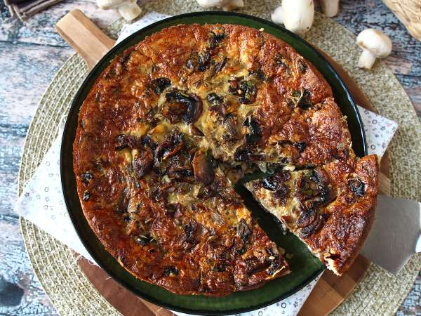 Quiche sin masa con champiñones, beicon y queso cottage - Preparación paso 9
