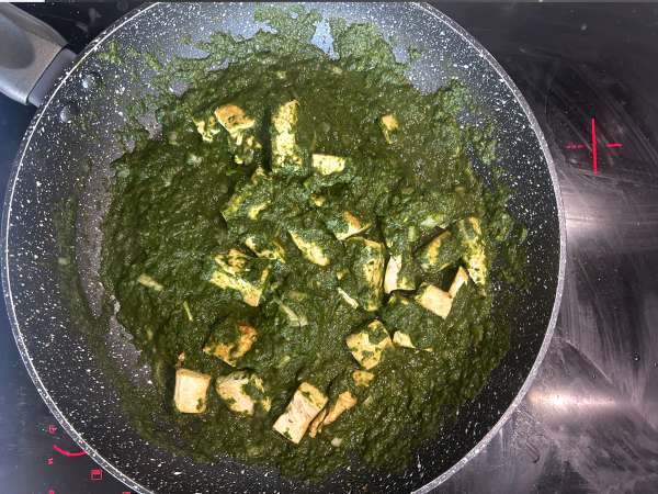 Palak tofu: curry indio con espinacas y tofu - Preparación paso 10