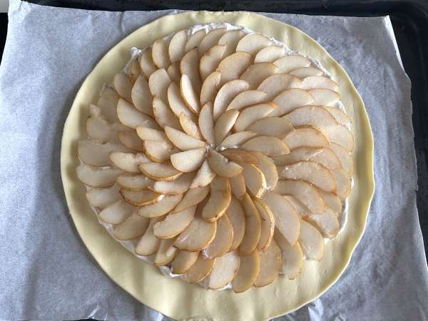 Tarta de peras, gorgonzola y nueces - Preparación paso 6