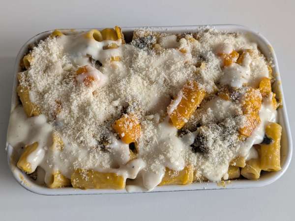 Pasta al horno con calabaza, setas y bechamel - Preparación paso 9