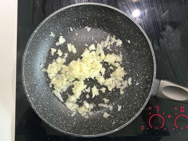 Rollitos de col rellenos de setas, arroz y miso - Preparación paso 3
