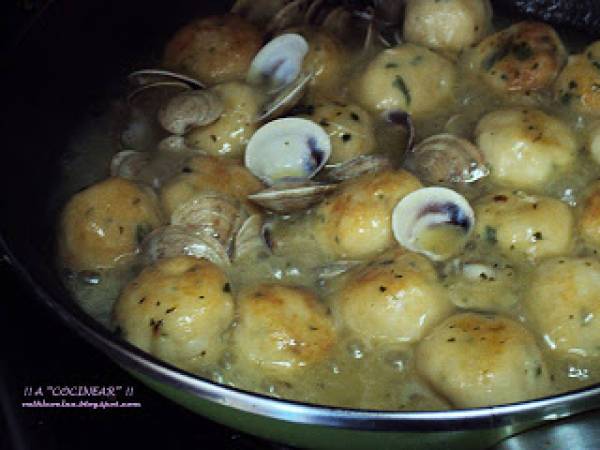 Albóndigas de pescado en salsa verde - Preparación paso 5