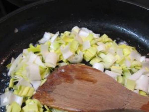 PASTEL DE MERLUZA Y GAMBAS - Preparación paso 1