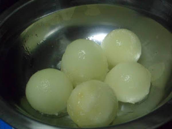 Crema de melón con virutas de jamón - Preparación paso 1