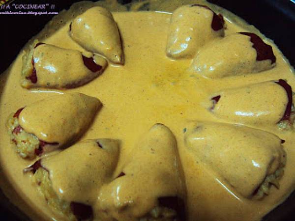 Pimientos del piquillo rellenos de bacalao - Preparación paso 6