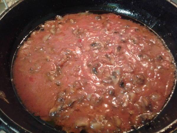 Albóndigas de carne con salsa de tomate y queso (sin huevos) - Preparación paso 4