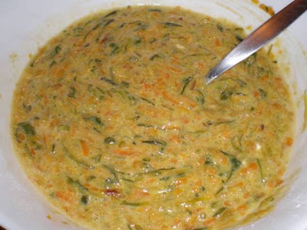 PASTEL DE CALABACIN, ACELGAS Y CREMA DE QUESO - Preparación paso 2