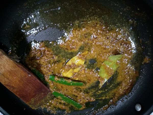 ALOO GOBI (CURRY DE PATATAS Y COLIFLOR) - Preparación paso 12