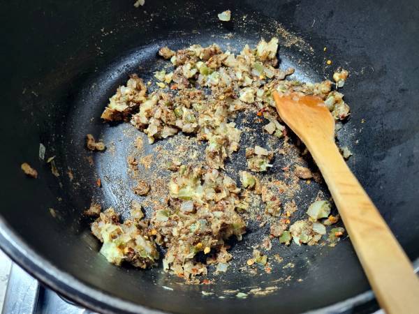 PINDI CHANA {curry de garbanzos} - Preparación paso 3