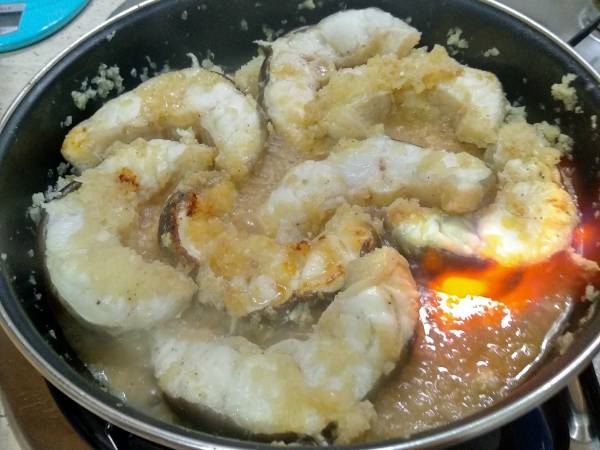 CONGRIO CON SALSA - Preparación paso 5