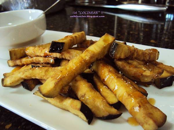 Berenjenas fritas con miel - Preparación paso 5