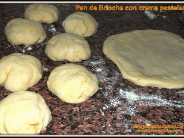Pan de Brioche con crema pastelera. - Preparación paso 1