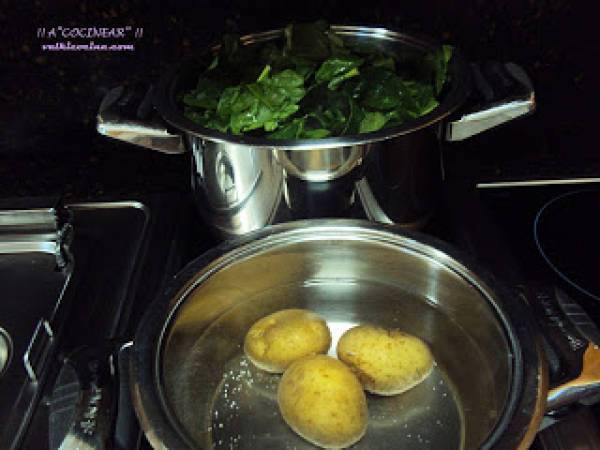 Espinacas rehogadas con patatas - Preparación paso 1