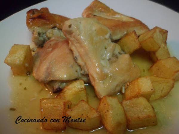 Pollo al ajillo con patatas - Preparación paso 7