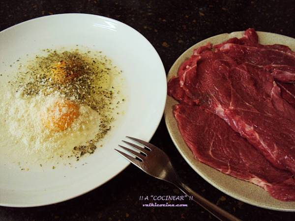Escalope o filete de ternera empanado con queso y orégano - Preparación paso 2