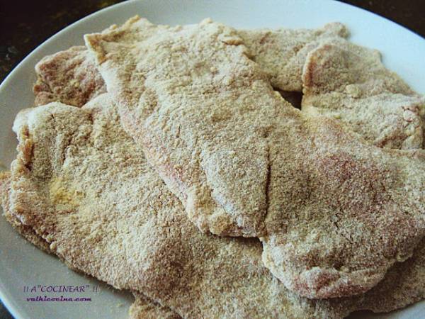 Escalope o filete de ternera empanado con queso y orégano - Preparación paso 4